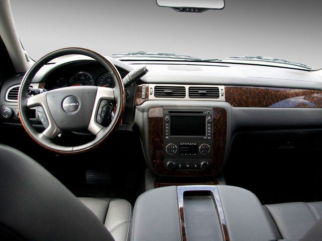 2009 GMC Yukon XL 4DR 4WD 1500