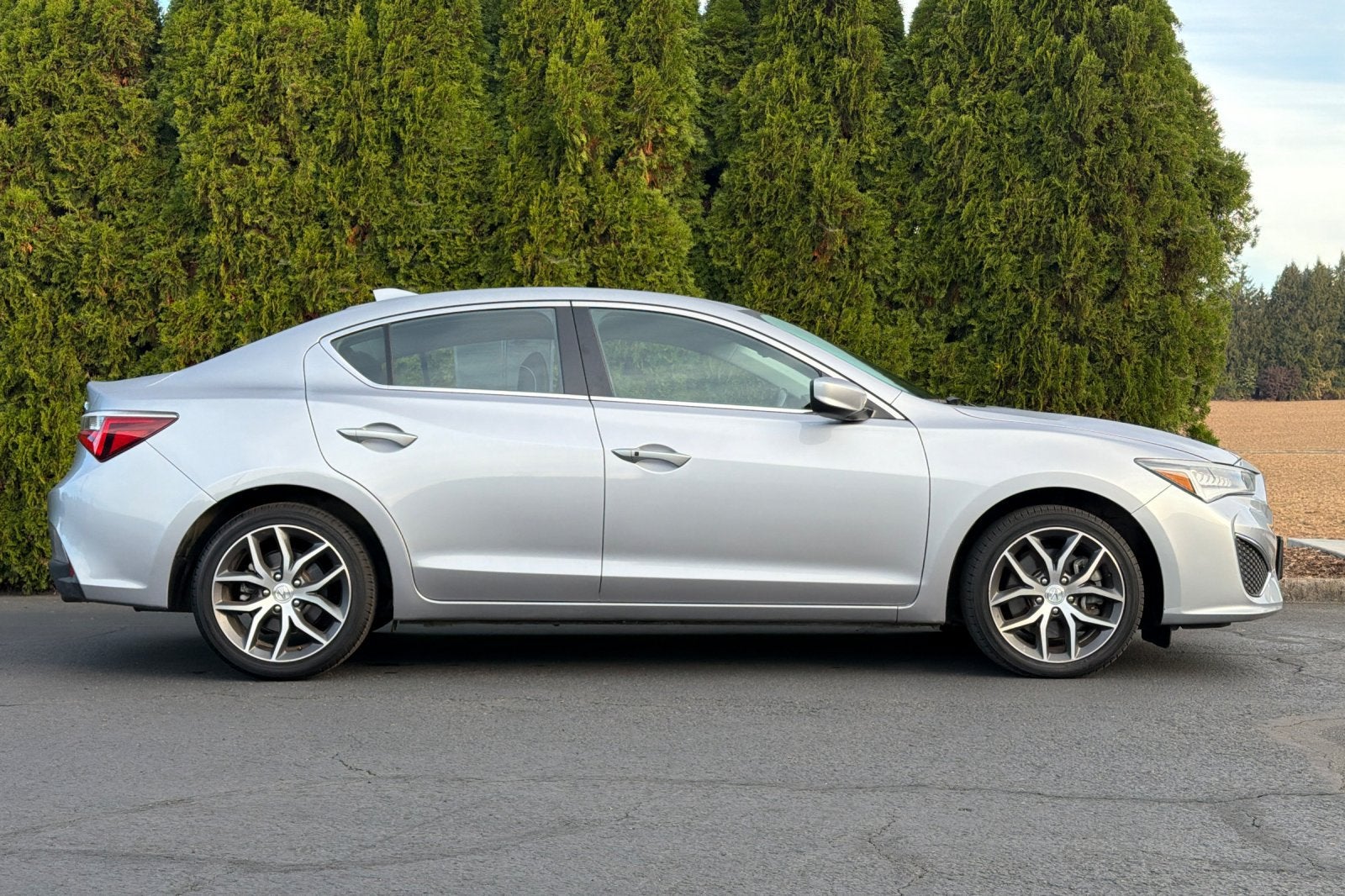 2019 Acura ILX w/Premium Pkg