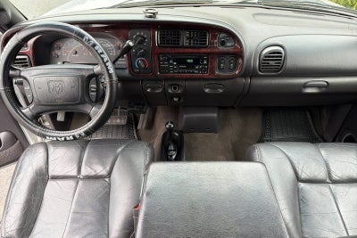 2001 Dodge Ram 1500 4DR QUAD 155WB 4W