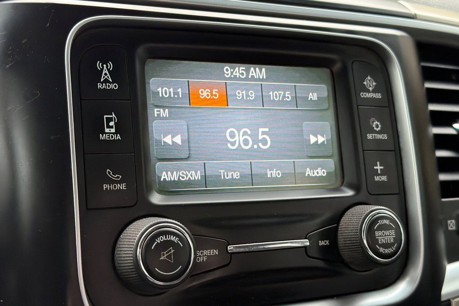 2013 RAM 1500 SLT