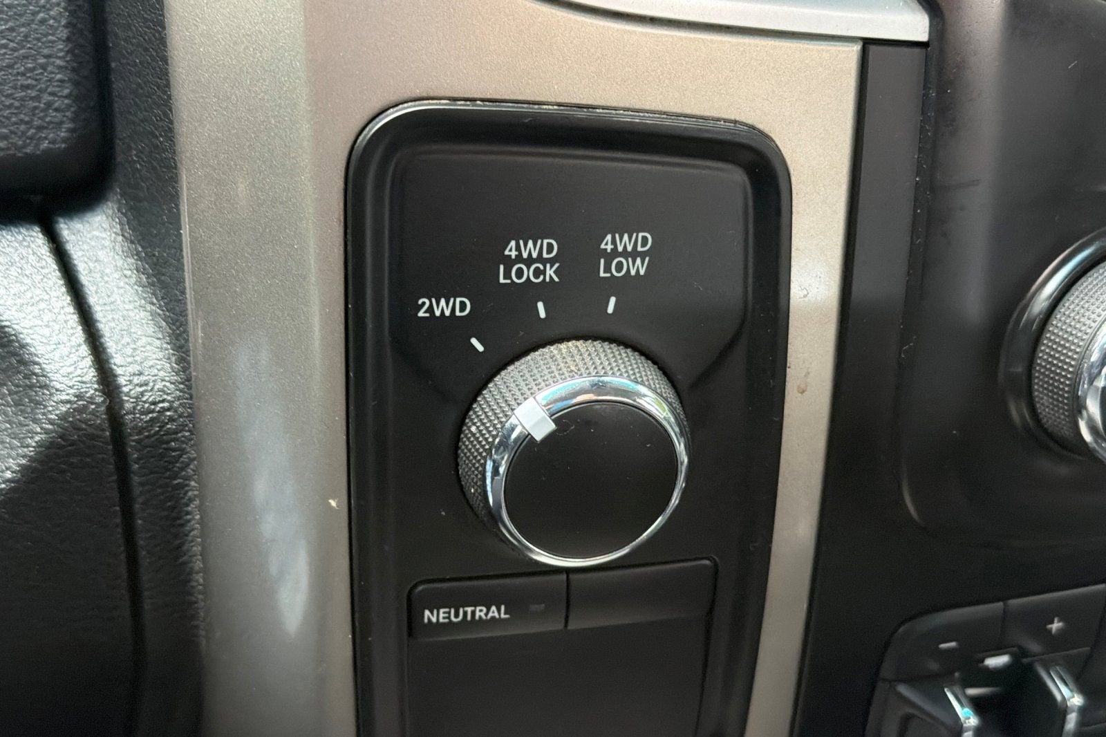 2013 RAM 1500 SLT