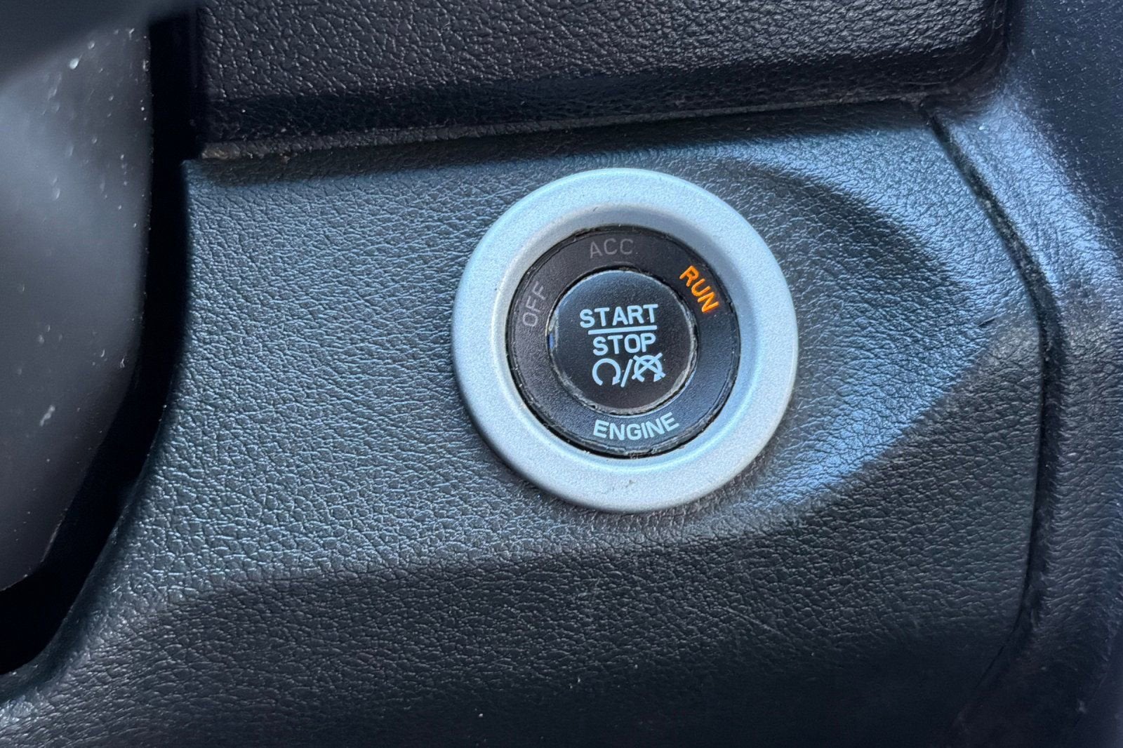 2015 RAM 1500 Sport