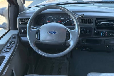 2003 Ford Super Duty F-350 SRW XL