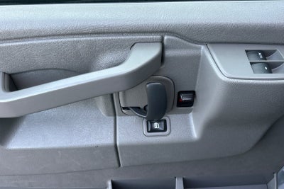 2023 Chevrolet Express Passenger 3500 1LS
