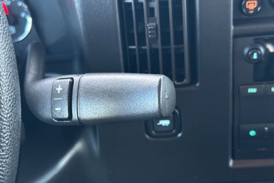 2023 Chevrolet Express Passenger 3500 1LS