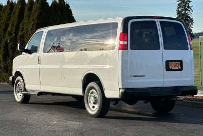 2023 Chevrolet Express Passenger 3500 1LS
