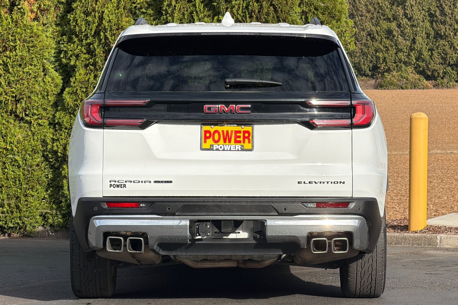 2024 GMC Acadia Elevation