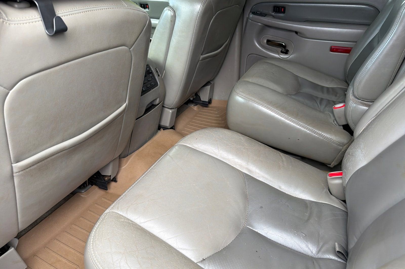2005 GMC Yukon XL 4DR 4WD 1500