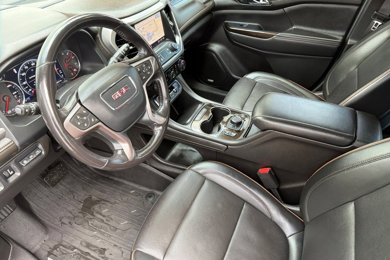 2022 GMC Acadia AT4