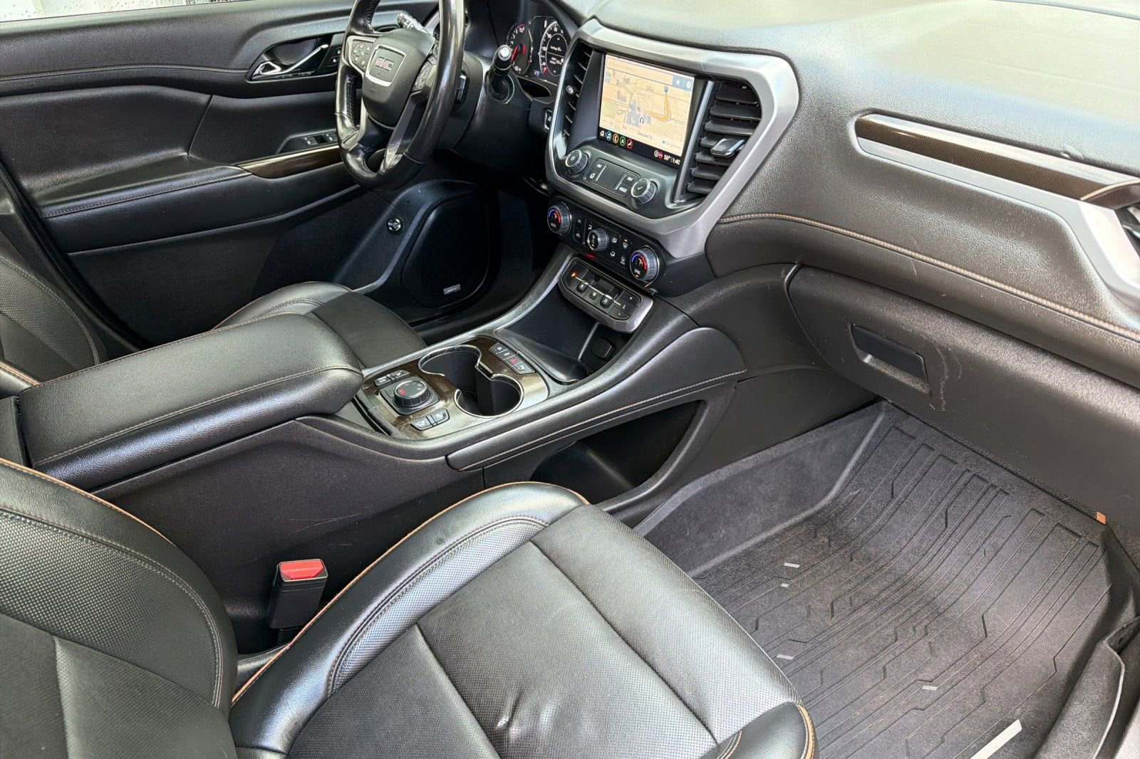 2022 GMC Acadia AT4