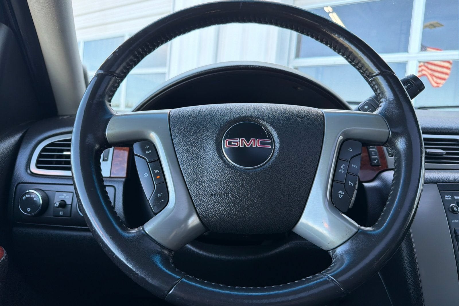 2014 GMC Yukon XL SLT