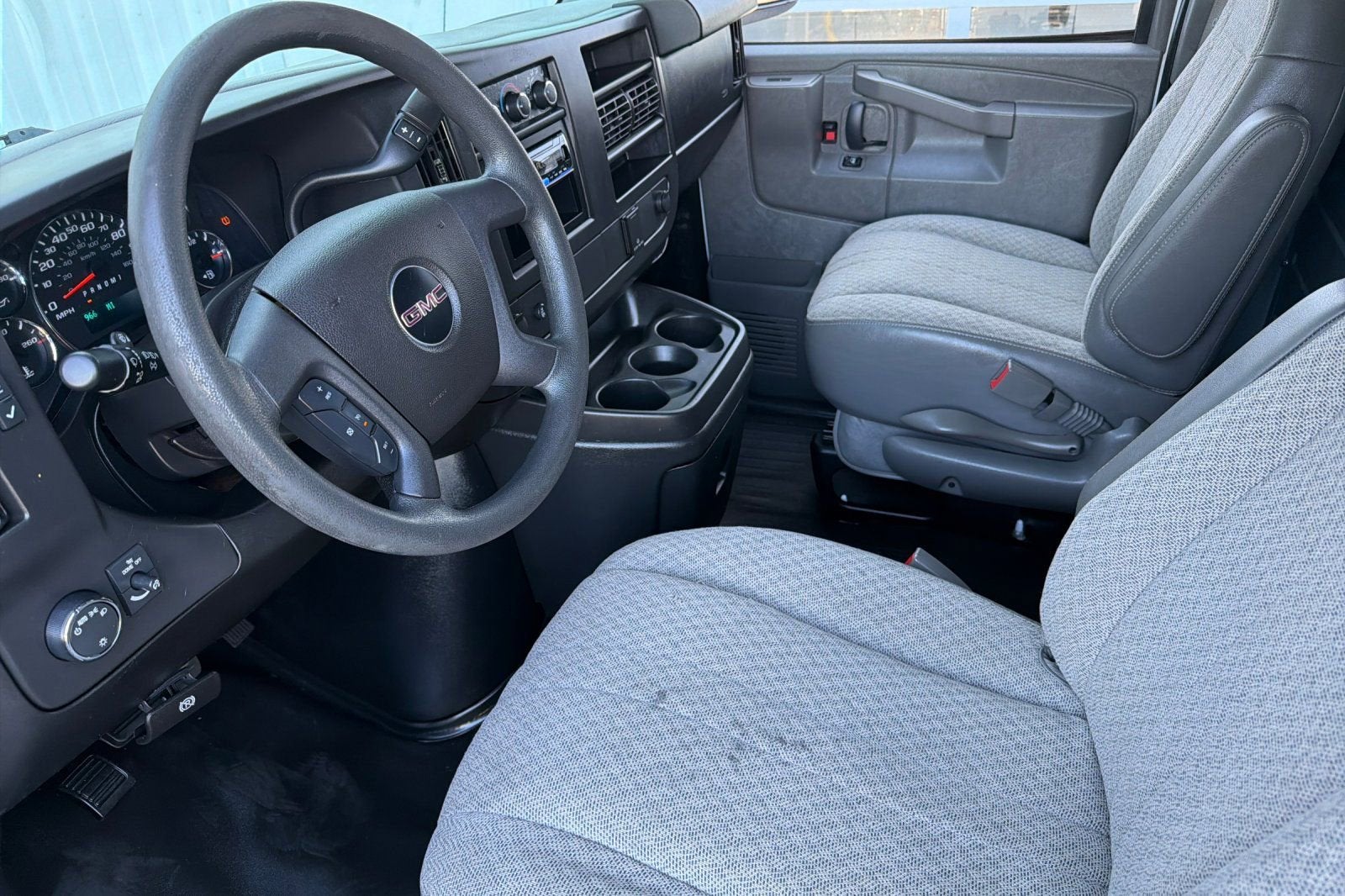 2017 GMC Savana Cargo 2500 VAN 2500 RWD 135"