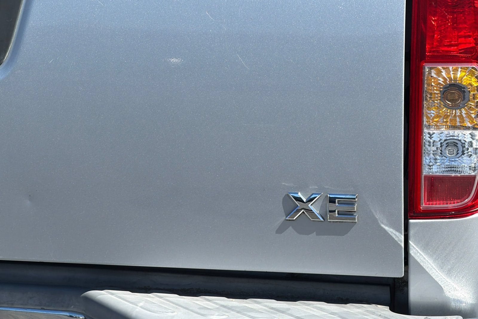 2006 Nissan Frontier XE