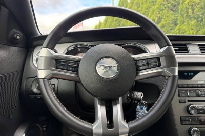2012 Ford Mustang V6 Premium