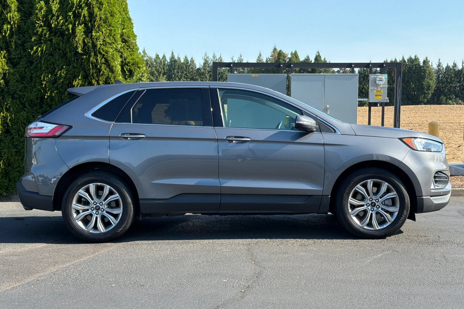 2024 Ford Edge Titanium