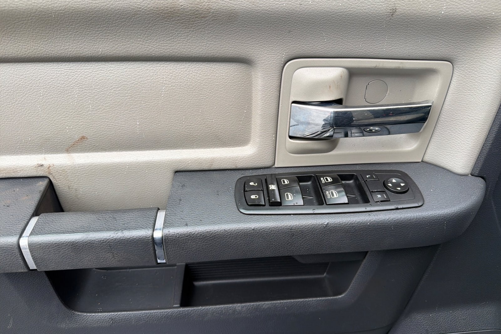 2012 RAM 3500 SLT