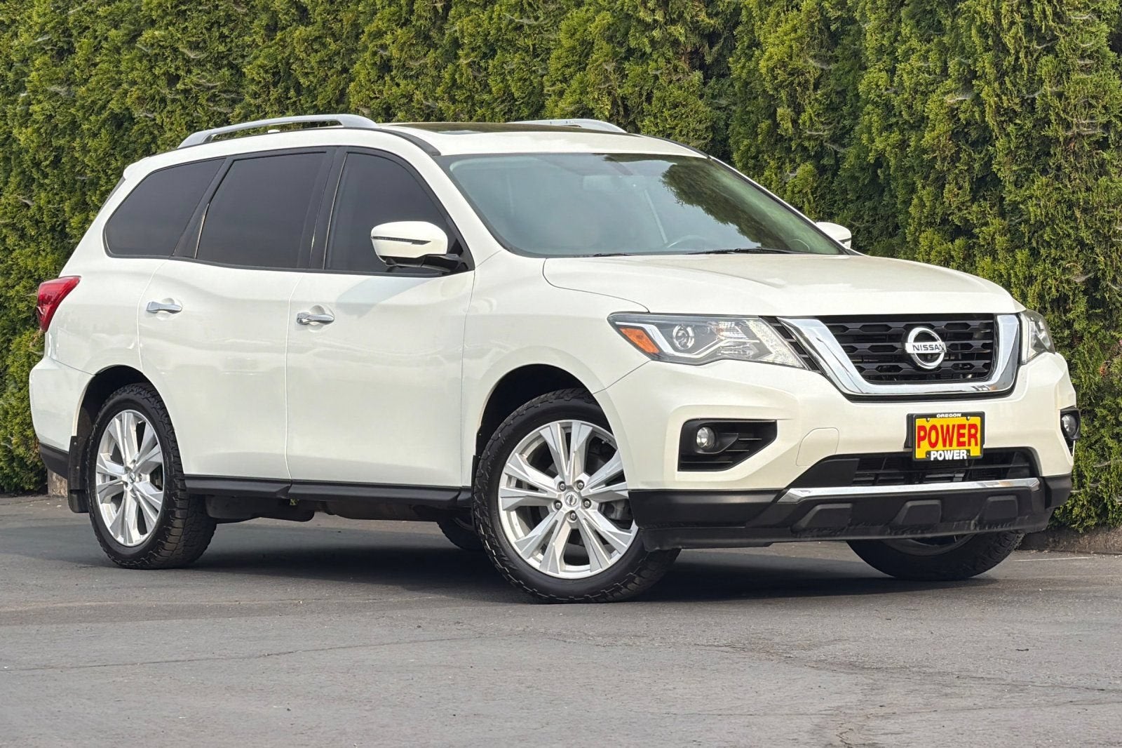 2019 Nissan Pathfinder SL