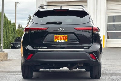 2021 Toyota Highlander XLE