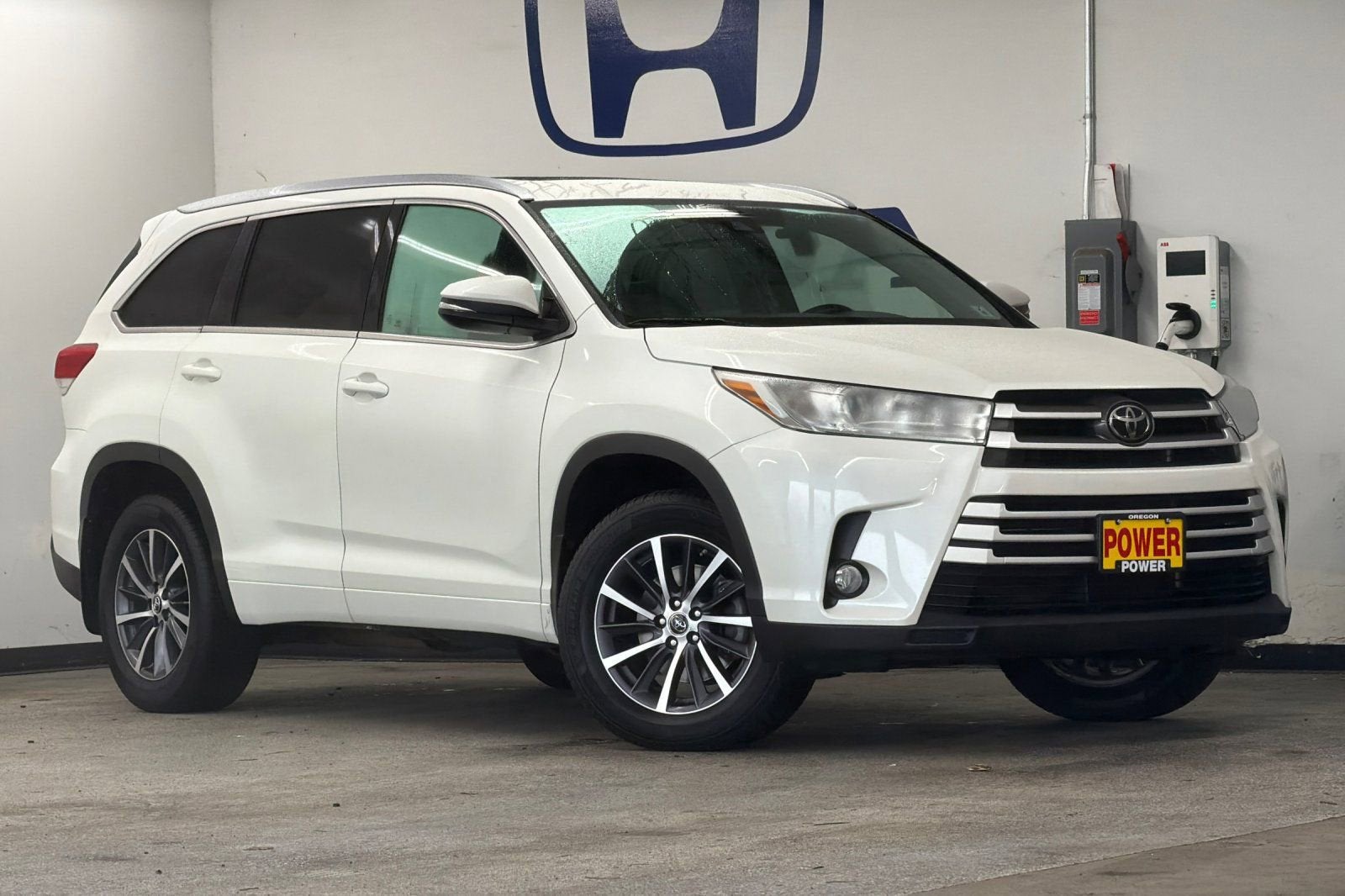 2018 Toyota Highlander SE