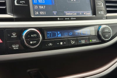 2018 Toyota Highlander SE