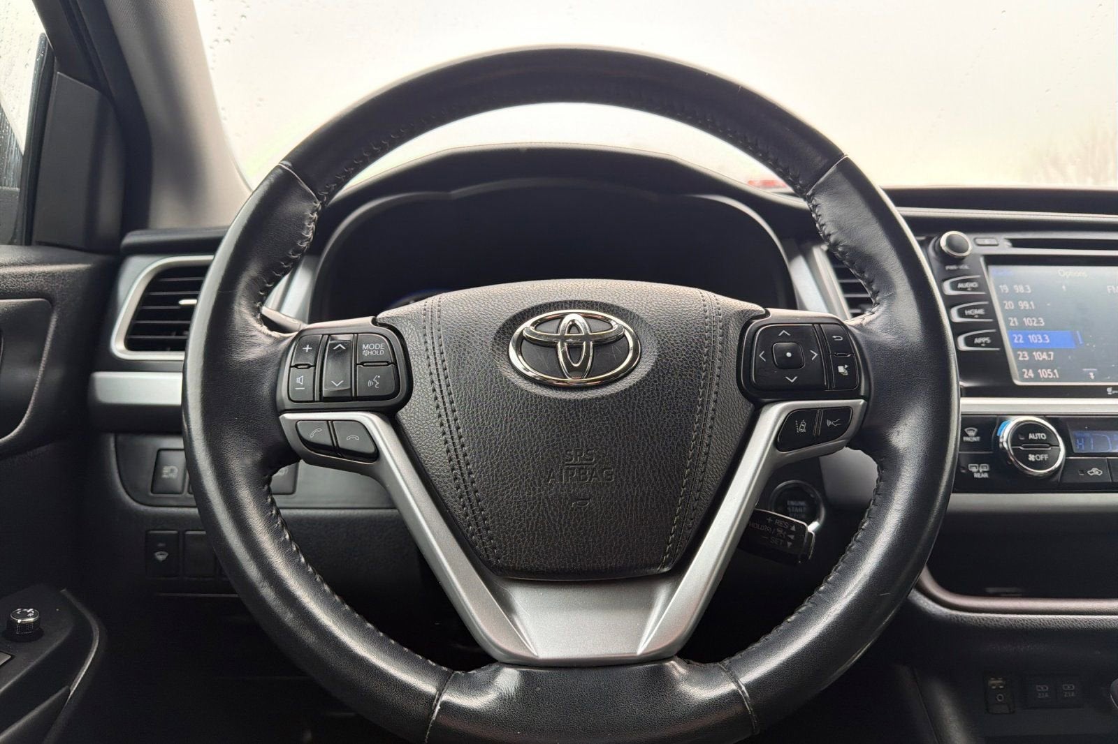 2018 Toyota Highlander SE