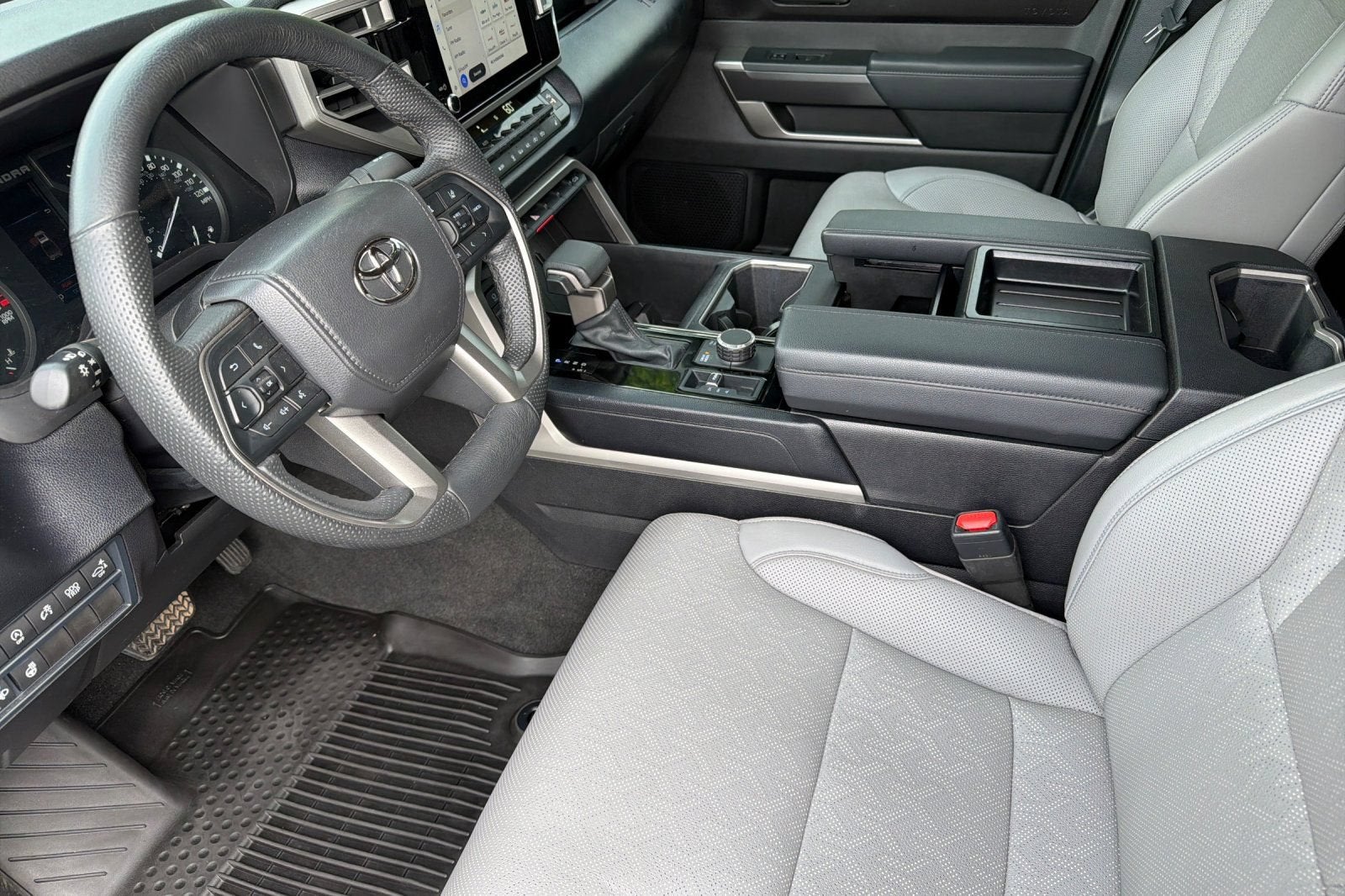 2025 Toyota Tundra 4WD SR