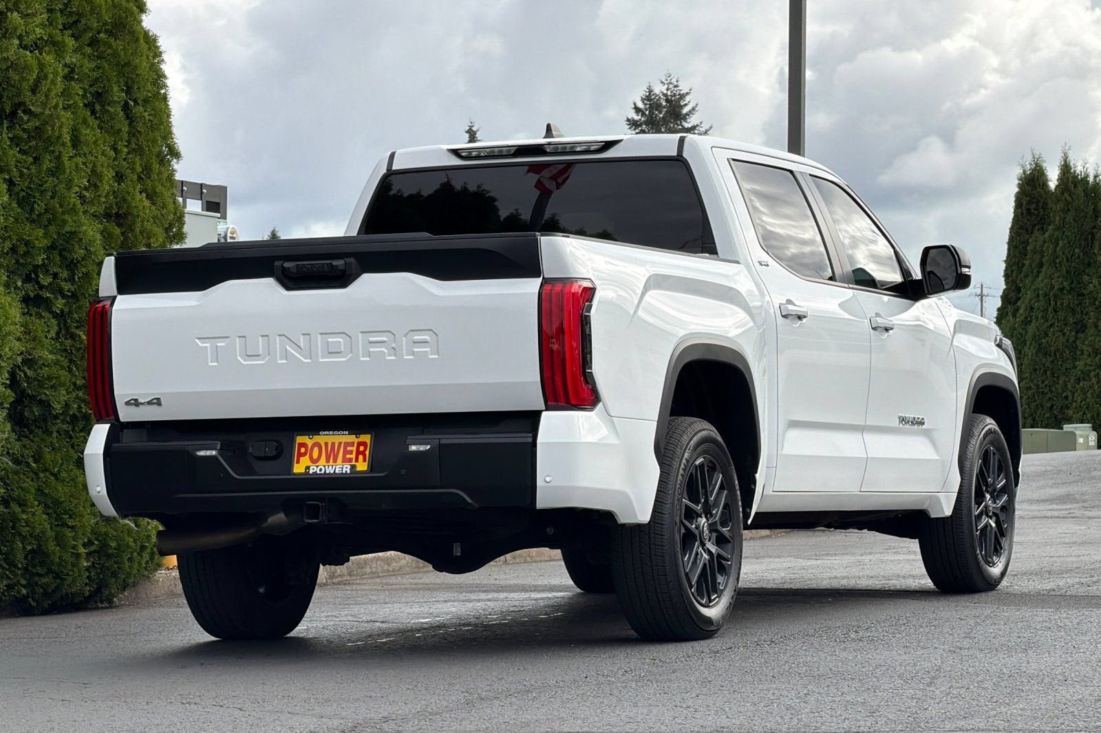 2025 Toyota Tundra 4WD SR