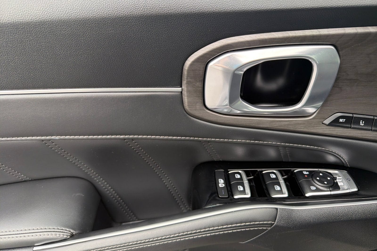 2025 Kia Sorento X-Line SX Prestige