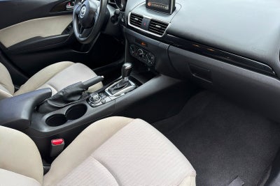 2015 Mazda Mazda3 i Sport