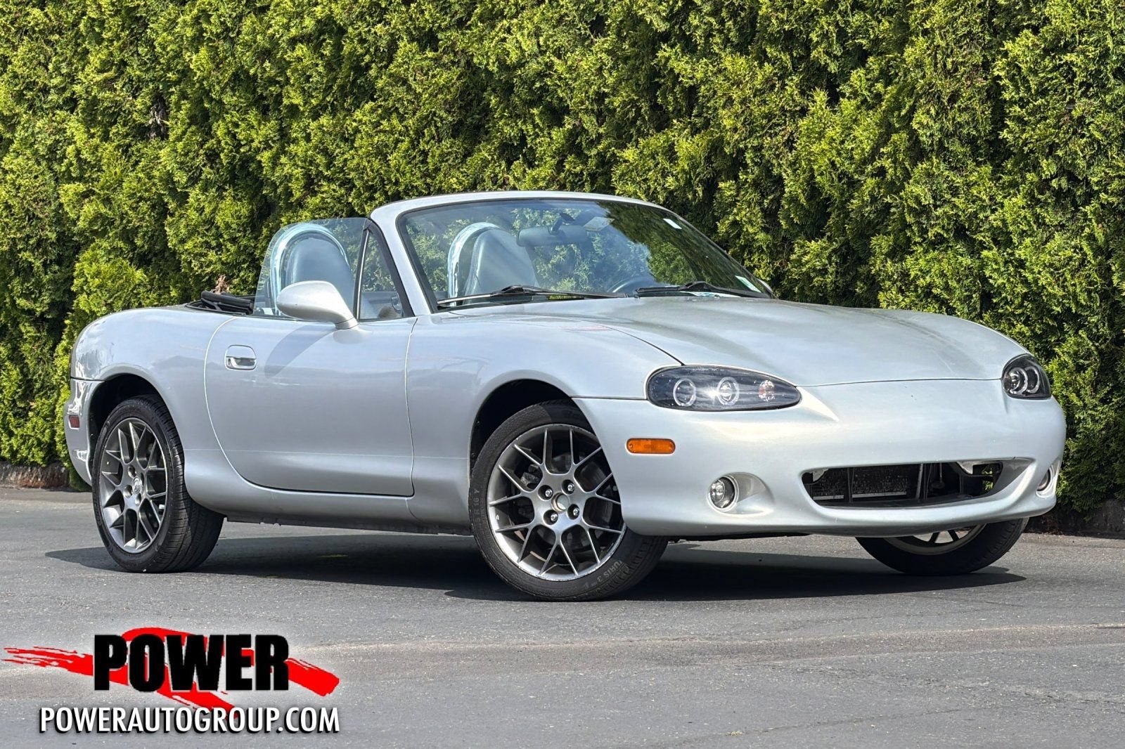 2004 Mazda Mazda MX-5 Miata Cloth