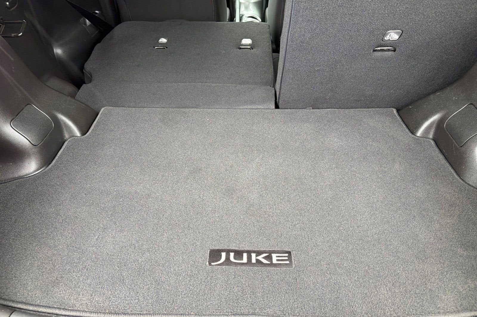2015 Nissan JUKE SV