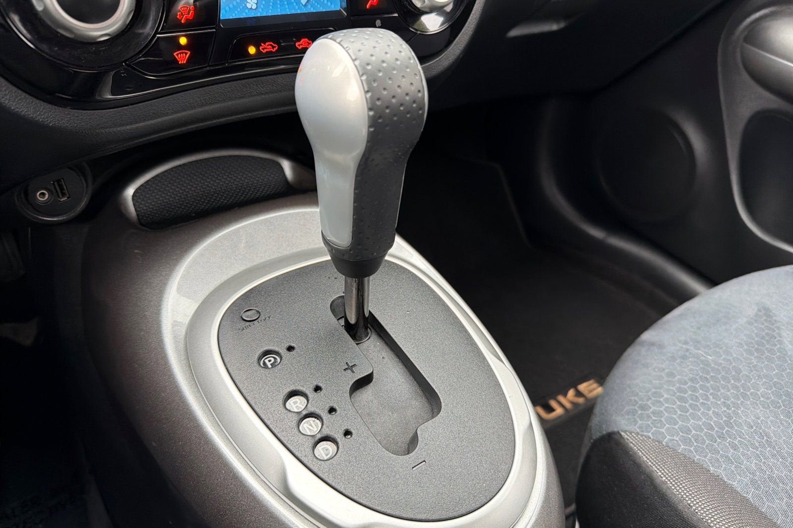 2015 Nissan JUKE SV