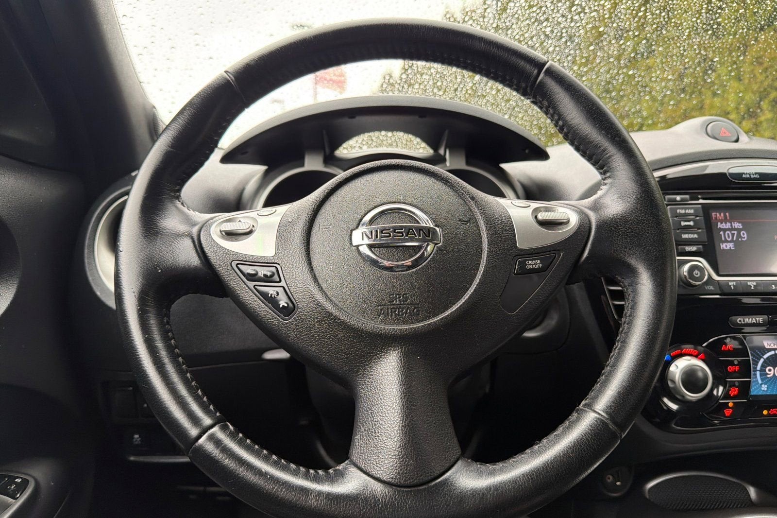 2015 Nissan JUKE SV