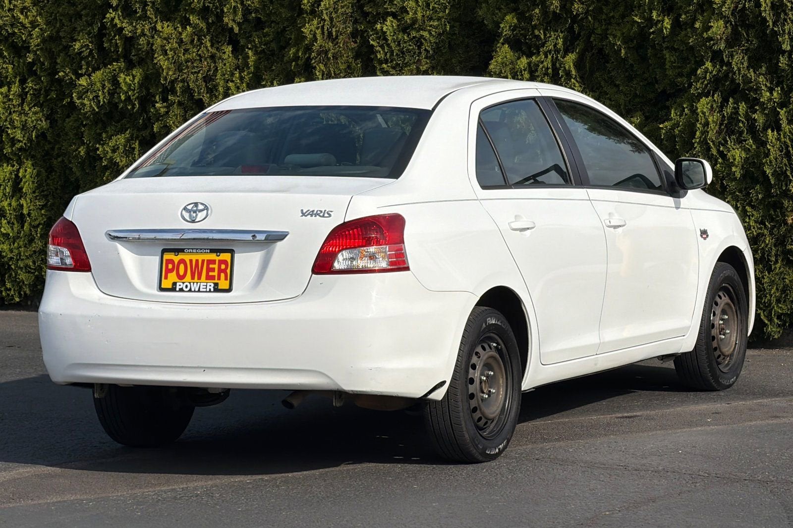 2012 Toyota Yaris 4DR SDN AUTO (NAT