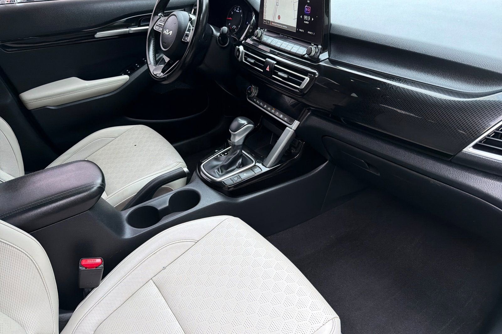 2023 Kia Seltos EX