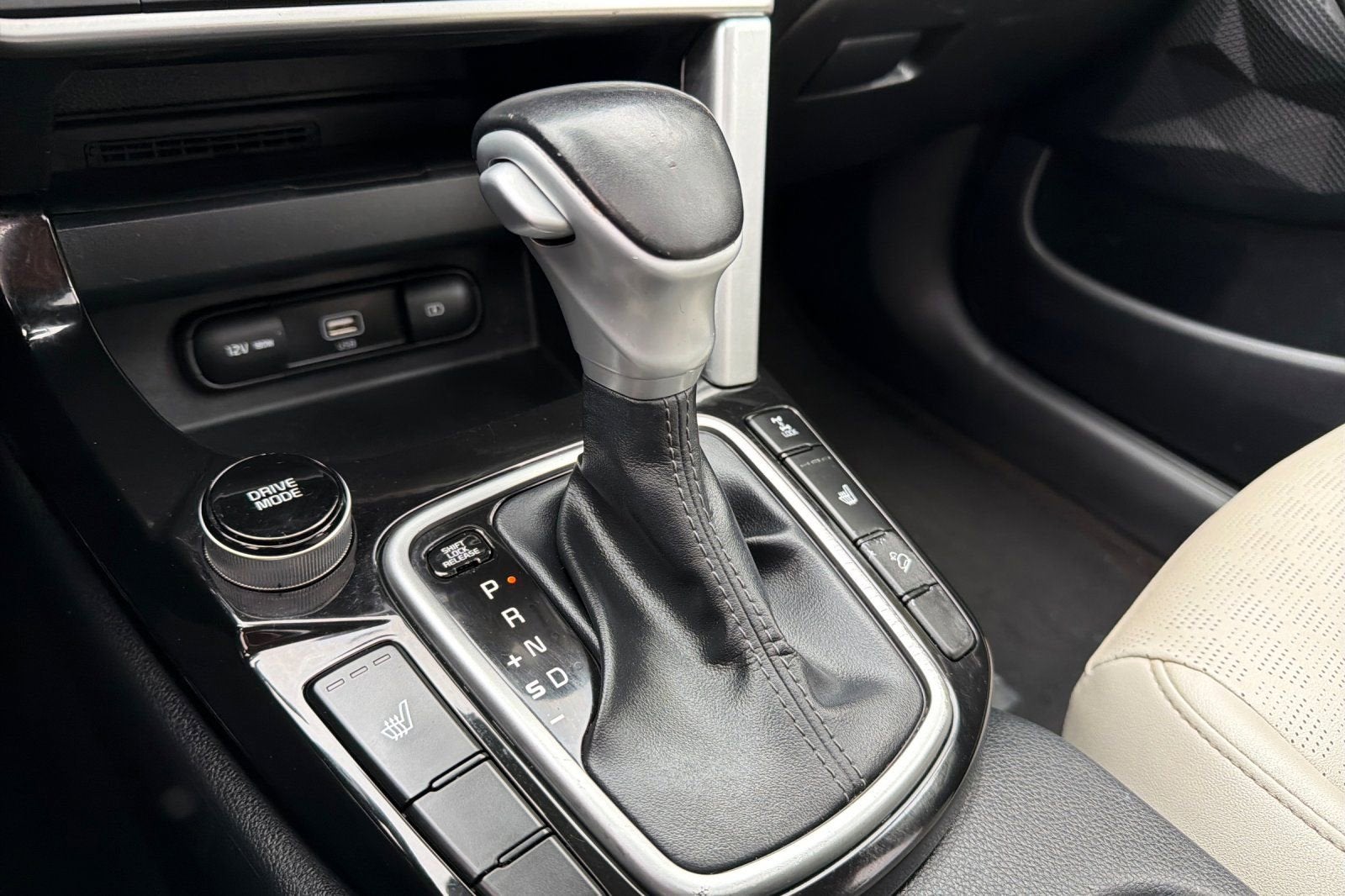 2023 Kia Seltos EX