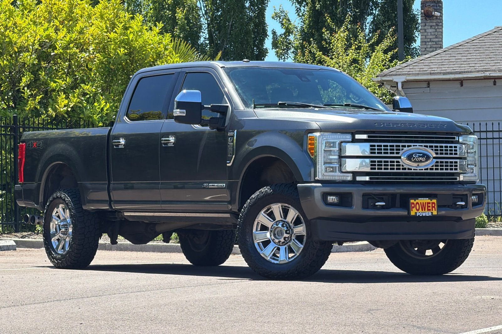 2017 Ford Super Duty F-350 SRW Platinum