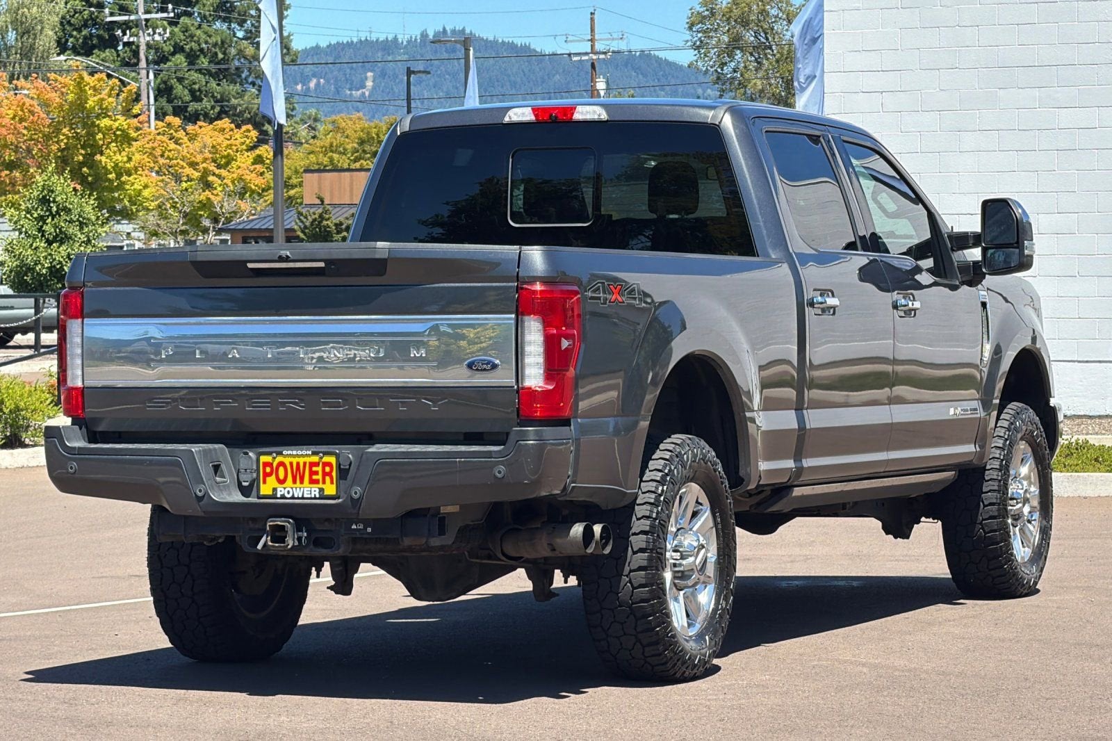 2017 Ford Super Duty F-350 SRW Platinum