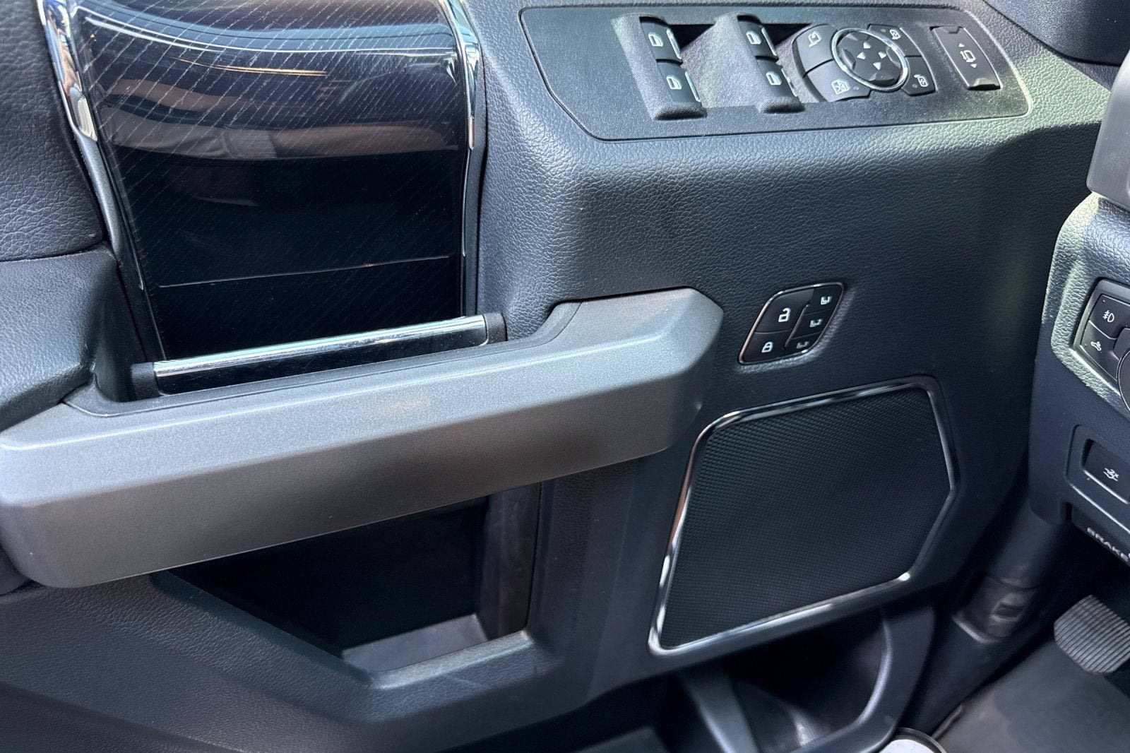 2022 Ford Super Duty F-350 SRW XL