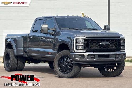 2023 Ford Super Duty F-350 DRW Lariat