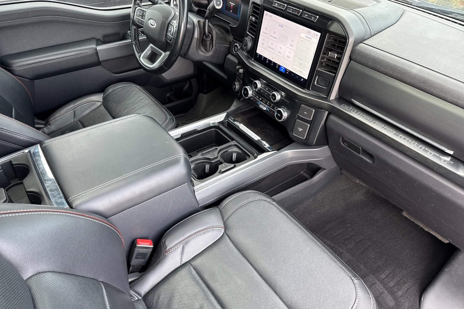 2023 Ford Super Duty F-350 DRW Lariat