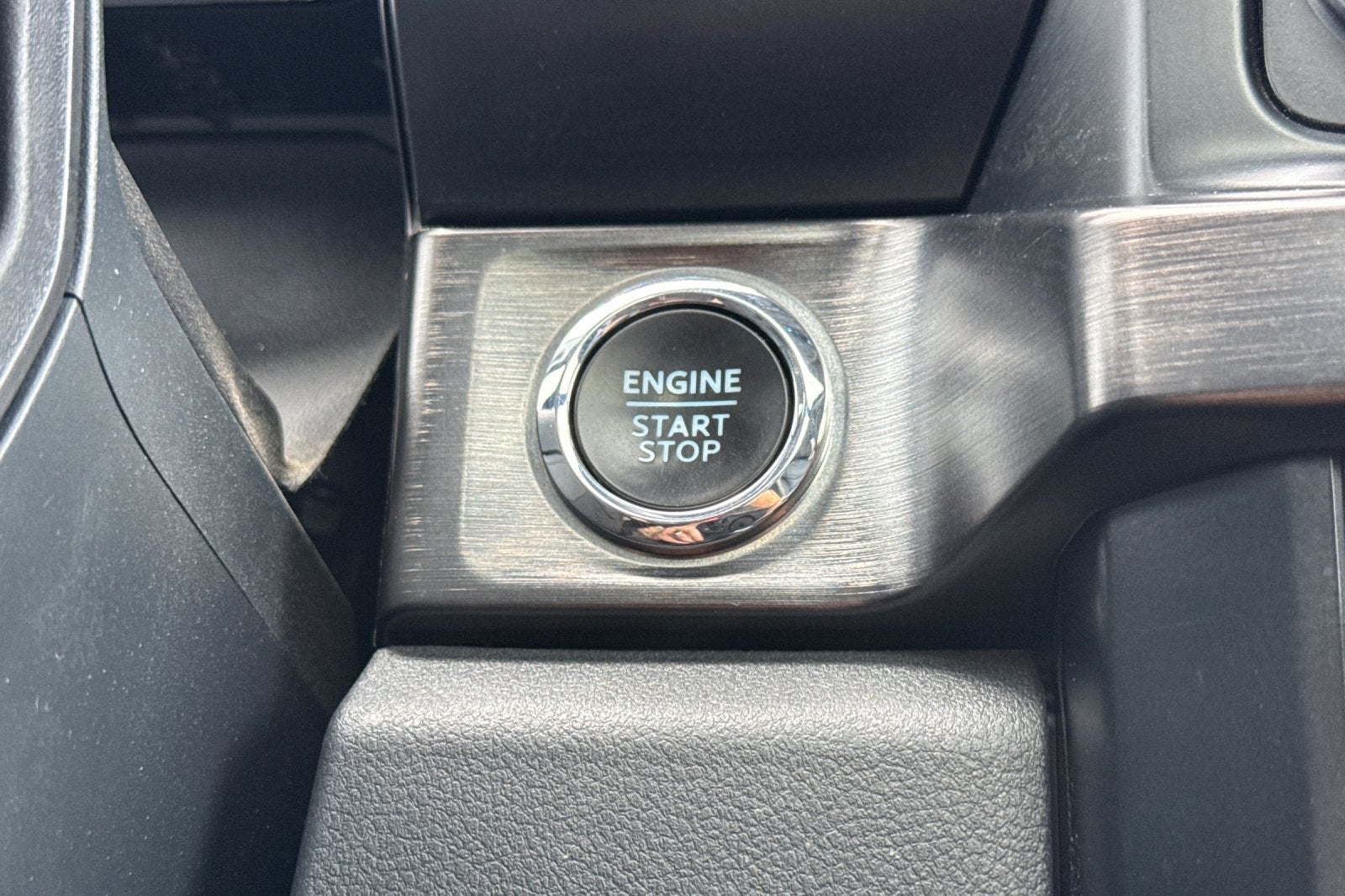 2023 Ford Super Duty F-350 DRW Lariat
