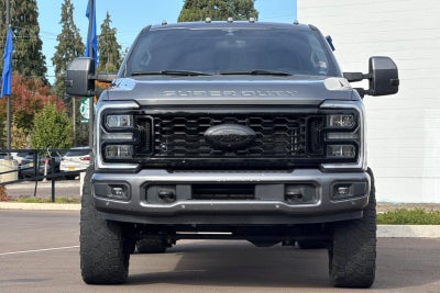 2023 Ford Super Duty F-350 DRW Lariat