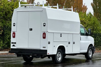 2025 GMC Savana Cutaway 3500 1WT