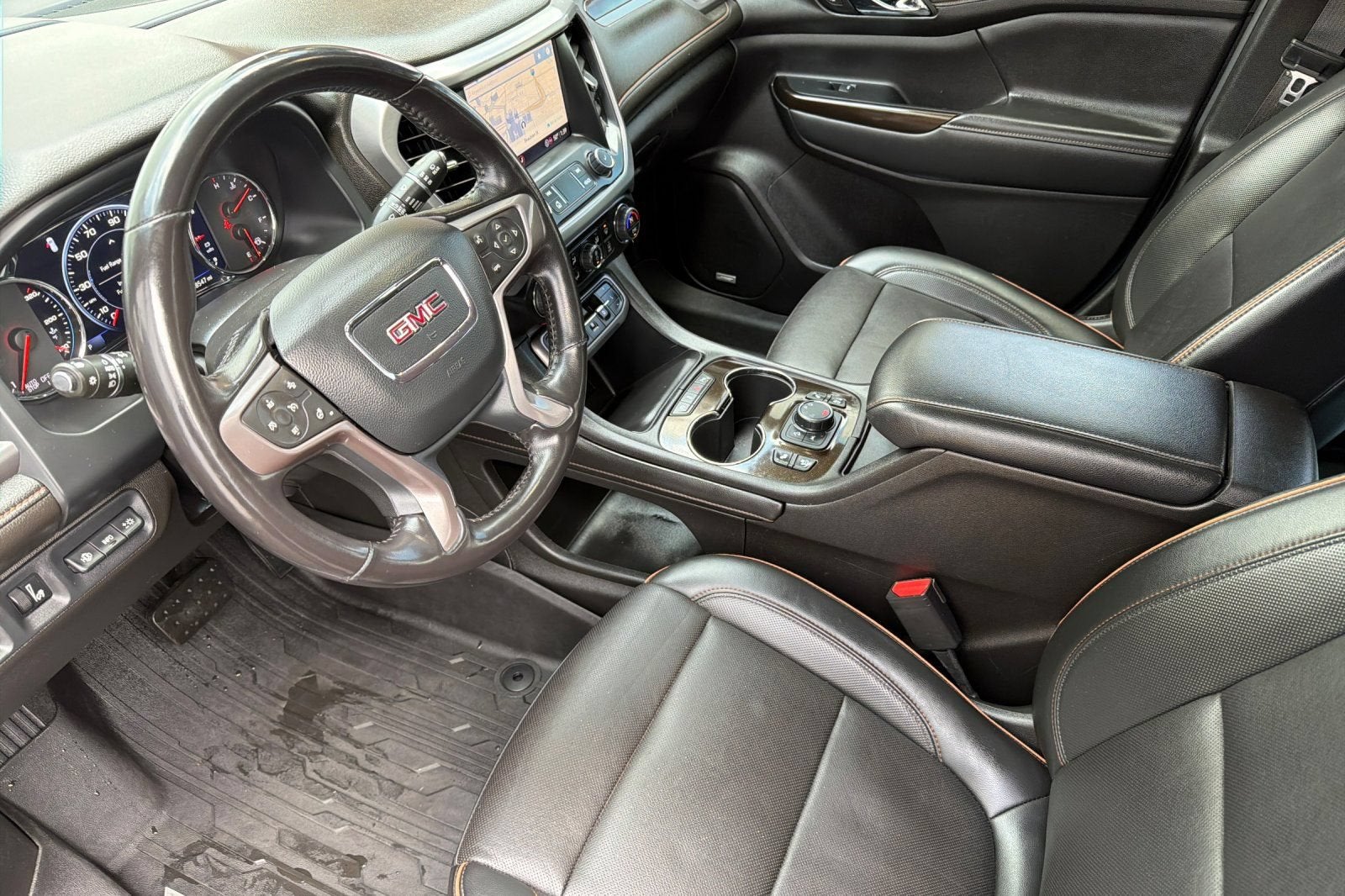 2022 GMC Acadia AT4