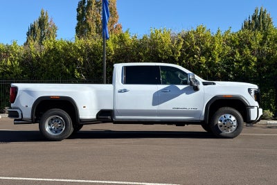 2026 GMC Sierra 3500 HD Denali Ultimate DRW