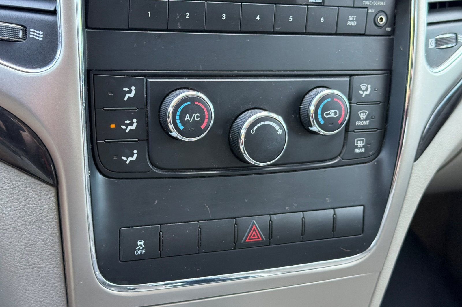 2011 Jeep Grand Cherokee Laredo