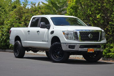 2018 Nissan Titan XD SV