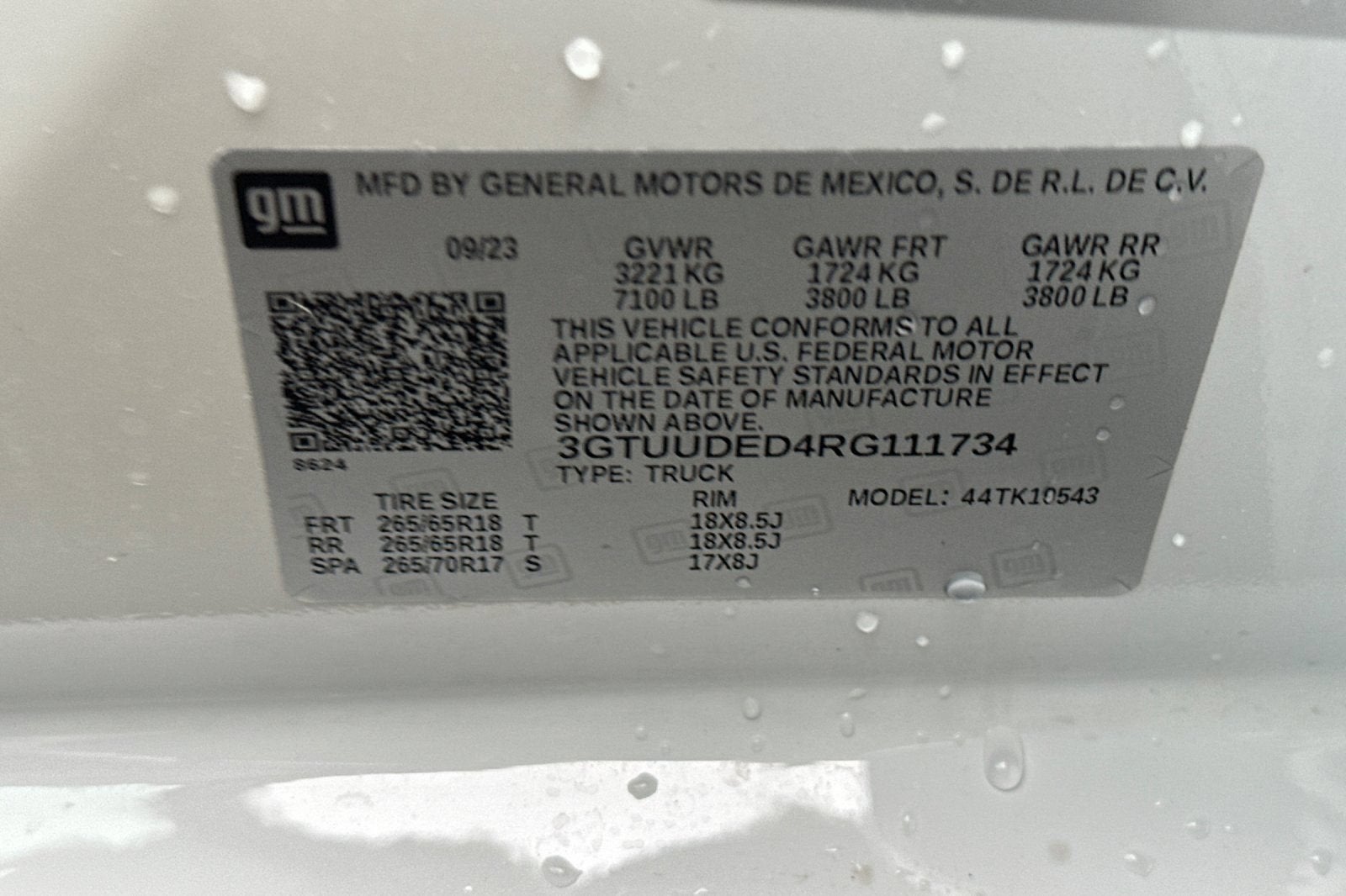 2024 GMC Sierra 1500 SLT
