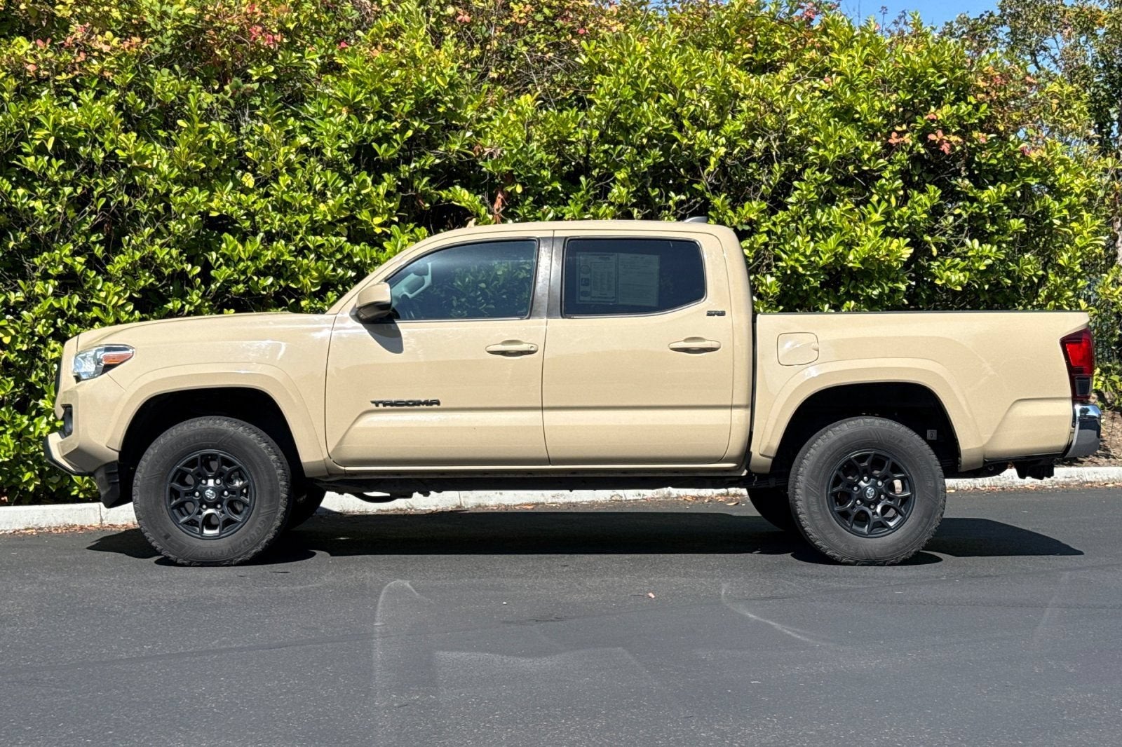 2020 Toyota Tacoma 2WD SR5